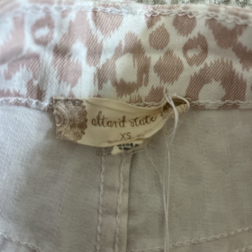ALTARD STATE || Pattern Denim Shorts - Picture 7 of 8